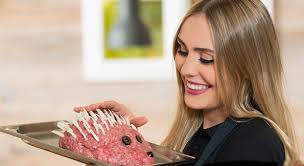 Werbekampagne für Azubis: Wie ein Metzger einen Facebook-Hit landete