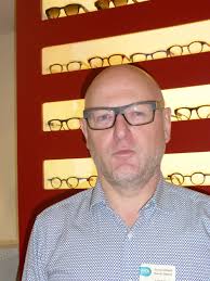 Centre-ville. Grenier-Lizon, lunetiers depuis quatre générations