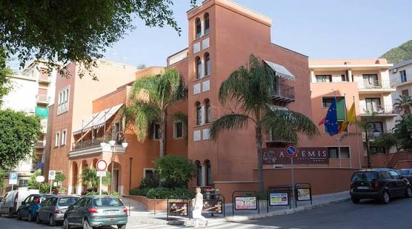 ARTEMIS HOTEL - Prices & Reviews (Cefalu, Sicily)
