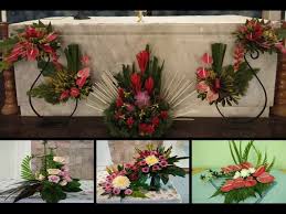 Candi yang cukup penting bagi agama budha ini berlokasi di desa sanggrahan, tulungagung, jawa timur. Merangkai Bunga Altar Youtube