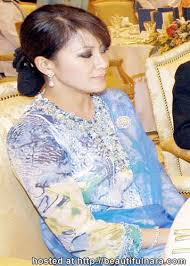 Mazuin gembira apabila vida mengaku sebagai peminatnya dan meminta agar dia menyanyikan lagu. Mazuin Hamzah Meninggal Dunia