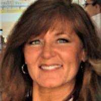 Laurie Runyon's Instagram, Twitter & Facebook