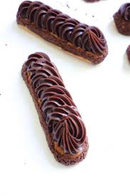 Eclairs Chocolat Caramel Craquelin Cacao Recette Olivia Patisse Eclair Au Chocolat Recette Eclair Au Chocolat Craquelin