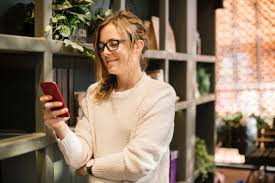 The good news however is that there are many attractive girls on ok cupid that do take online dating a bit more seriously and will read most of their rather, you're best to read someone's profile and give a first message referencing something in their profile. The Best 20 Questions To Ask On Your First Online Date Examples Of Answers Doulike Blog