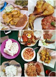10 tempat makan paling enak di kota padang, 10 kuliner paling enak di padang, kuliner padang, kuliner minang, nasi padang membuat tempat makan ayam kampung buatan sendiri dengan peralatan sederhana dan barang bekas. 28 Kuliner Khas Surabaya Yang Legendaris Dan Murah Meriah