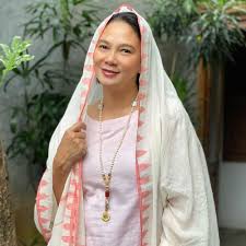 Sinema pagi dan sinema siang rcti adalah sebuah program acara yang menayangkan berbagai judul film indonesia dalam format ftv (film televisi). 12 Tahun Berlalu Inilah Kabar 10 Pemain Sinetron Upik Abu Dan Laura