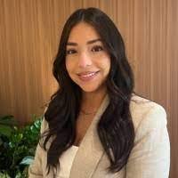 Aleida Milian's Instagram, Facebook & TikTok