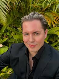 Keith Michael Denlinger Real Estate Associate in Honolulu Hawaii