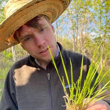 govingtuesday24 is here! SGI is asking for your help to support a student  worker in the #austinpeaystateuniversity herbarium for the 2025 spring  semester. The student will learn more about the significance of