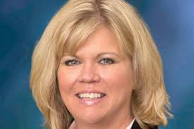 Briefs: New managing broker joins RE/MAX Edmonds