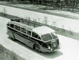 The Buses Of Daimler Benz 1895 1970 Starfest 2016 Daimler Benz Bus Futuristic Cars Design