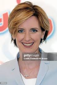 610 Anne Low Stock Photos, High-Res Pictures, and Images