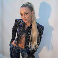 Zara maria larsson (/ˈzɑːrə ˈlɑːrsən/, swedish: Zara Larsson On Twitter Boy This Pussy Talk Letting Me Be Big Spoon