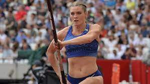 She faced injury of the lower back vertebra at the age of just 13 years. Happier Fit And On New Poles Alysha Newman Targets Indoor Canadian Record Cbc Sports