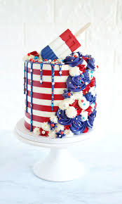 August Cake Decorator Spotlight Find Your Cake Inspiration 4th Of July Cake Fourth Of July Cakes 4th Of July Desserts