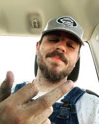 Braxton Carter's Instagram, Twitter & Facebook