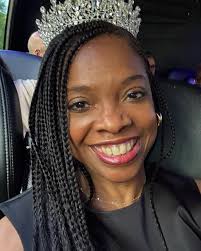 So it's my birthday and they made me wear this…. #birthdaygirl #onemoreyear  #goodfriendsgoodtimes #family #napavalley #winetasting #appreciation