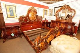 Aico King Bedroom Set Colleen S Classic Consignment Las Vegas Nv With Images Cozy Living Rooms King Bedroom Sets King Bedroom