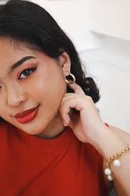 𝑯𝑴𝑼 𝒃𝒚 𝑫𝒆𝒃