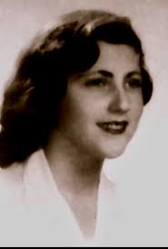 In loving memory of Griffin ❤️ Read more underneath the pictures. Griffin's  mom told me the blue, green, yellow stuffed dino doesn't have eyes anymore.  So I tried to make that. But