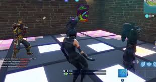 Textbutton.text = default dance r15. Turns Out Fortnite Dance Parties Are Way More Fun Than Fighting