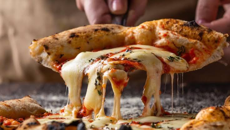 Pizza Burguer e Cheddar