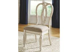 Realyn Dining Chair Dining Chairs Dining Room Chairs Dining Room Design