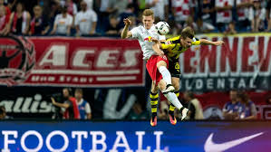 Der leipziger tankt sich auf der linken seite durch, findet poulsen im zentrum, der aber deutlich über den kasten köpft. Bundesliga Bundesliga Matchday 19 Borussia Dortmund Vs Rb Leipzig The Lowdown