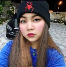 Relationship Advice and Heartbreak Support