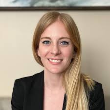 Heather Oneil's Instagram, Twitter & Facebook