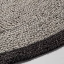 Verschiedene muster und motive kommen auf dem quadratischen teppich perfekt zur geltung und wirken dank des gleichmäßigen formats sehr harmonisch und geradlinig. Runder Jute Teppich Sarah Mit Schwarzem Rand 200cm