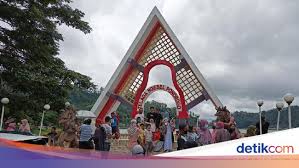 Telaga ngebel hari ini apakah buka : Tak Wajib Rapid Test Pengunjung Telaga Ngebel Harus Terapkan Prokes Ketat