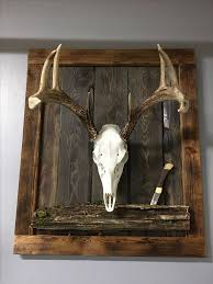 Best 25 European Mount Ideas Only On Pinterest Euro Mounts Deer Horns Decor And Deer Hunting Hunting Themed Bedroom Deer Antler Decor Deer Hunting Decor