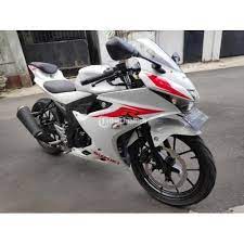Di pasar motor bebek bekas pun hanya ada tiga pabrikan honda, yamaha, dan suzuki. Motor Sport Murah Suzuki Gsx R 150 Bekas Tahun 2017 Pajak Hidup Lengkap Di Karanganyar Tribunjualbeli Com