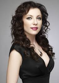 Jun 24, 2021 · a 35 éves rúzsa magdin egyszerűen nem látszik az idő múlása, épp annyira üde és bájos, mint az első megasztáros szereplésén. Ruzsa Magdi Zodiac Signs Meaning Beauty Astrology Chart