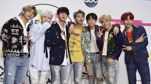 Add a little kick to your meal, whether you want sweet and sour with just a touch of heat from the sweet chili sauce or hot mustard with chili and peppers in the cajun. What Is The Bts Meal At Mcdonald S New Bts Meal Features Flavors You Weren T Able To Get In The Us Abc7 Los Angeles