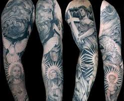 Christian cross, celtic cross, tribal cross, gothic cross some people get a cross to express their religious feelings, while other people may just like the design or give a personal symbolic meaning to their. Top 87 Best Cross Tattoos For Men 2021 Inspiration Guide