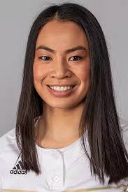 Maggie Kehoe's Instagram, Twitter & Facebook