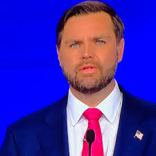 I really 💕💕 how JD Vance matched his lipstick with his tie. 👄