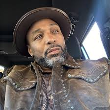 New Arrivals 🔥🌐 Vie Riche sweat suit $249 (s-3x) ❗️all sizes available in  store & app ❗️ 🌐FSFNYC.com🌐