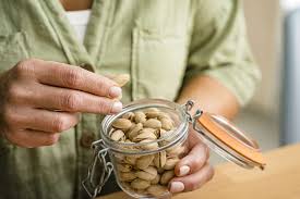 What Happens to Your Body When You Eat Pistachios Regularly