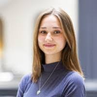 Julia Oppermann's Instagram, Twitter & Facebook