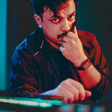 I need a serious camera man like this guy to go with me to India 🇮🇳 😂