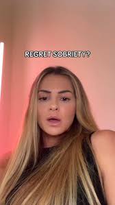 Book your free call now — link in bio. #AlcoholFree #SoberMorning  #NoMoreHangovers #SoberEnergy #SoberFitGirl #SoberCurious #SoberLife  #AlcoholFree #SoberSupport