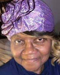 Alice Mack's Instagram, Twitter & Facebook