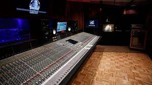 North, south, east and west. Los Angeles Recording Studio Types Which Type Should You Choose