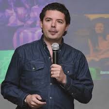 Tras la renuncia de hugo acero a la secretaría de seguridad de bogotá, el exviceministro de defensa, abogado de la universidad de los andes y sociólogo de la universidad nacional de colombia, anibal fernández de soto, asumirá ese cargo en el distrito a partir del 01 de julio. 91brxkq37vxtwm