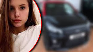 Keine rolle spielt dabei, dass davina gerade einmal 16 jahre alt ist und es sich bei dem. Davina Geiss Bekommt Mit 14 Jahren Erstes Protzauto Und Fahrt Schon Damit Youtube