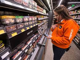 The financial numbers show the amazon (amzn) chief executive officer picked the perfect time to ride … Amazon Is Opening A Mysterious Store Near Jeff Bezos Dc Mansion