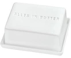 Mit Easy Von Rader Ist Alles In Butter Die Stylische Butterdose Aus Porzellan Ist Ein Charmanter Hingucker Auf Ihrem Fruhstucksti Butterdose Dose Vorratsdosen